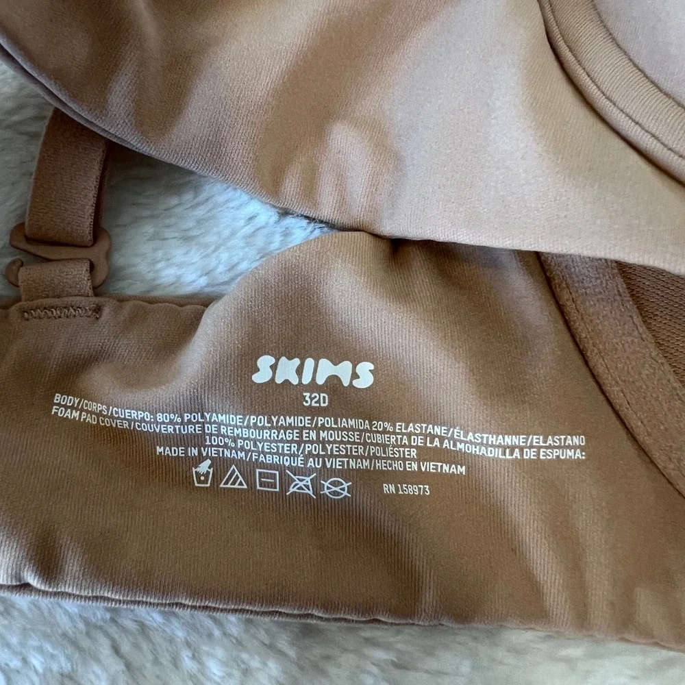 SKIMS Women's Fits Everybody T-Shirt Bra Clay Underwire Size 32D BR-UWR-2294 NWT - Picture 8 of 9